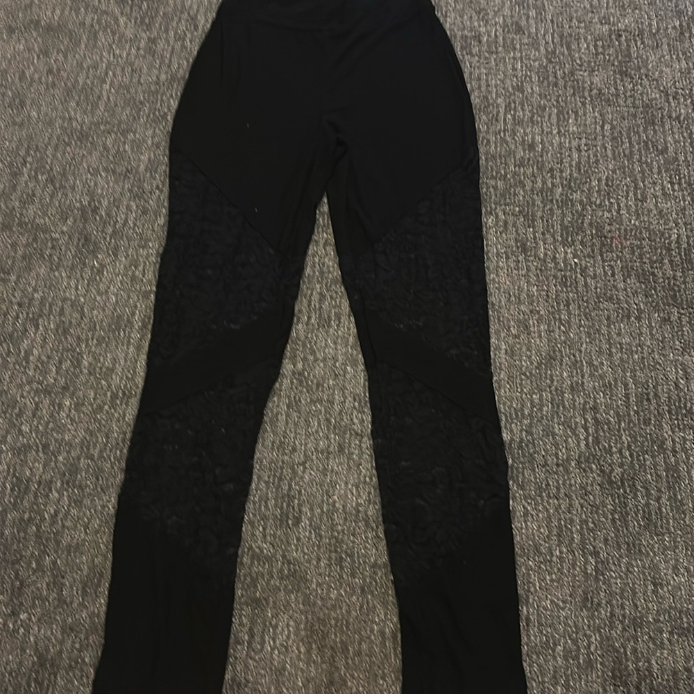 Vocal leggings